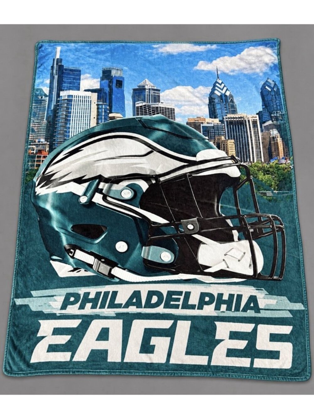 PHILADELPHIA EAGLES Large Plush City Sketch Throw Blanket 65" x 88" Logo Brands